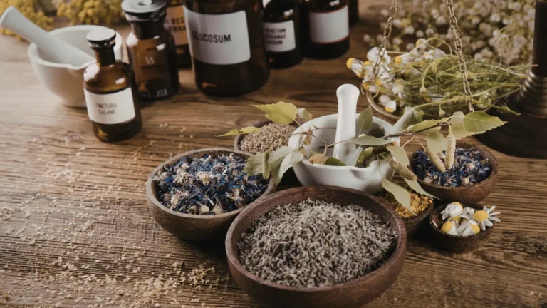 Natural mushroom extract liquid gold supplement